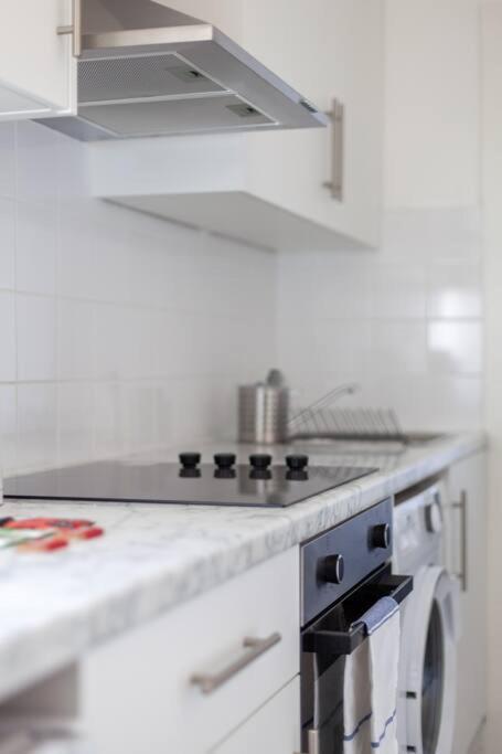 Appartamento Modern Semi-studio Flat In Historic Setting Londra