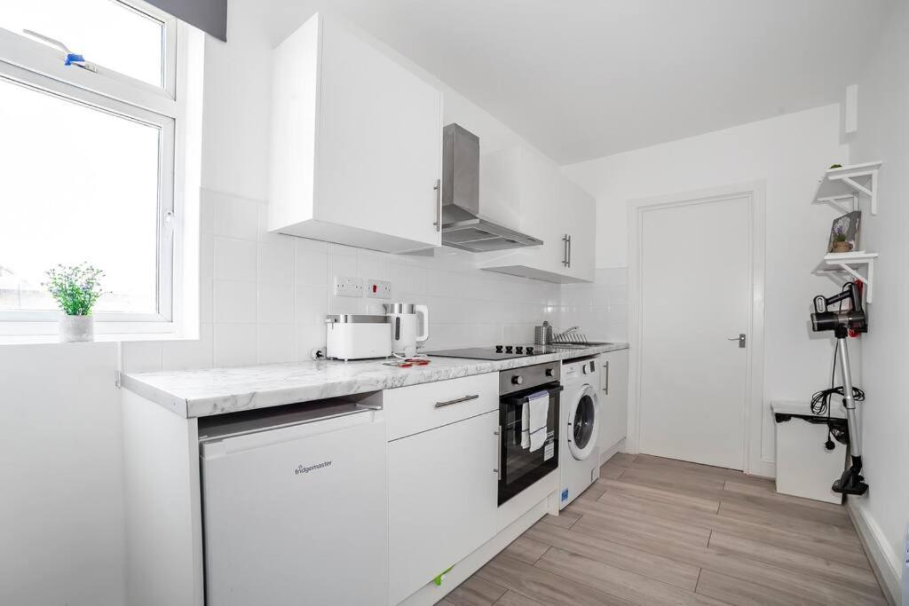 Modern Semi-studio Flat In Historic Setting Appartamento *